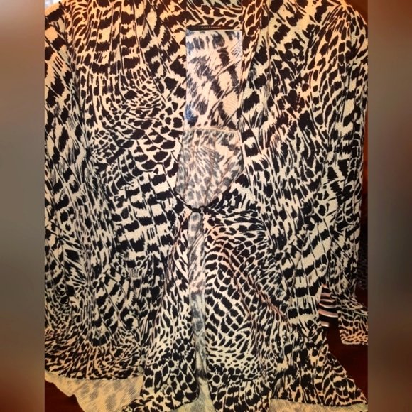 (S)🚨Elie Tahari🚨 💯Silk & Cashmere Blend Waterfall Cardigan Sz S Ptp 19"×L2… - Picture 8 of 8